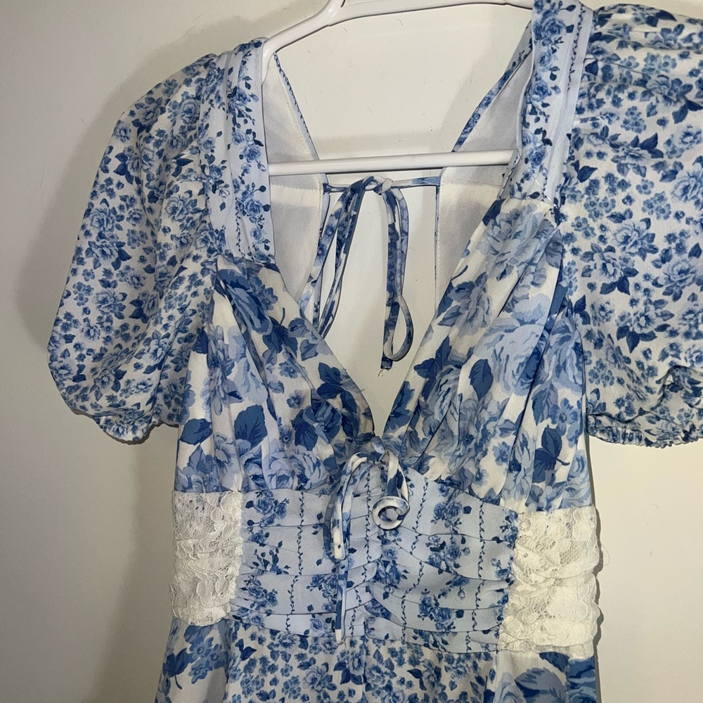 Altar'd state Aderny Floral Mini Dress Floral Blue and White Dress small - Picture 8 of 16